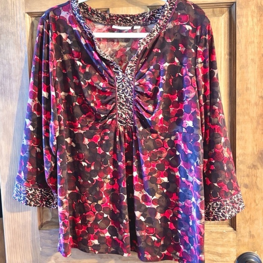 EUC Susan Graver Liquid Knit 3/4 sleeve top with ruching detail XL